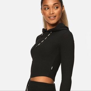 STRONGER CUSH CROPPED HOODIE